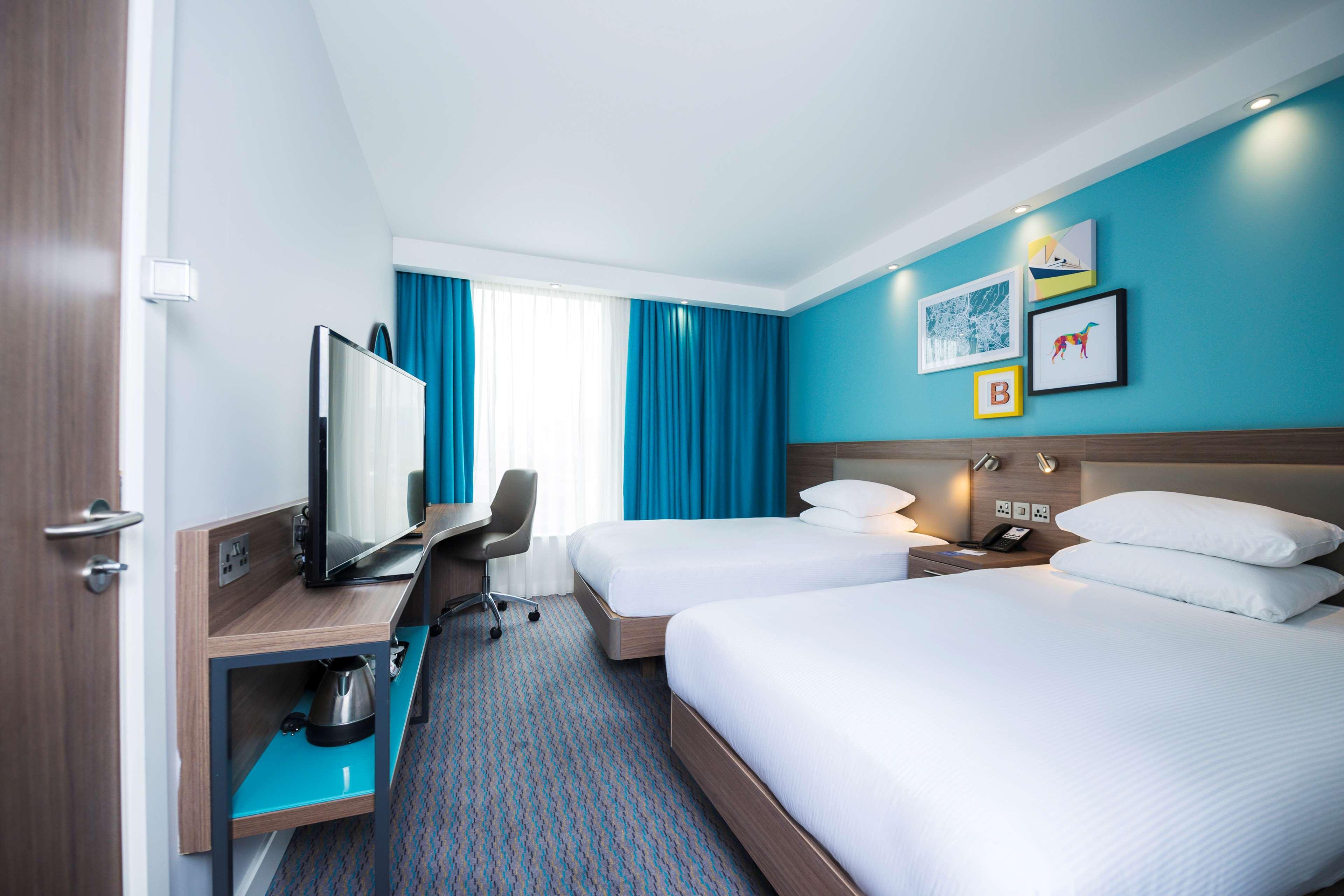 Hampton By Hilton Belfast City Centre Екстериор снимка