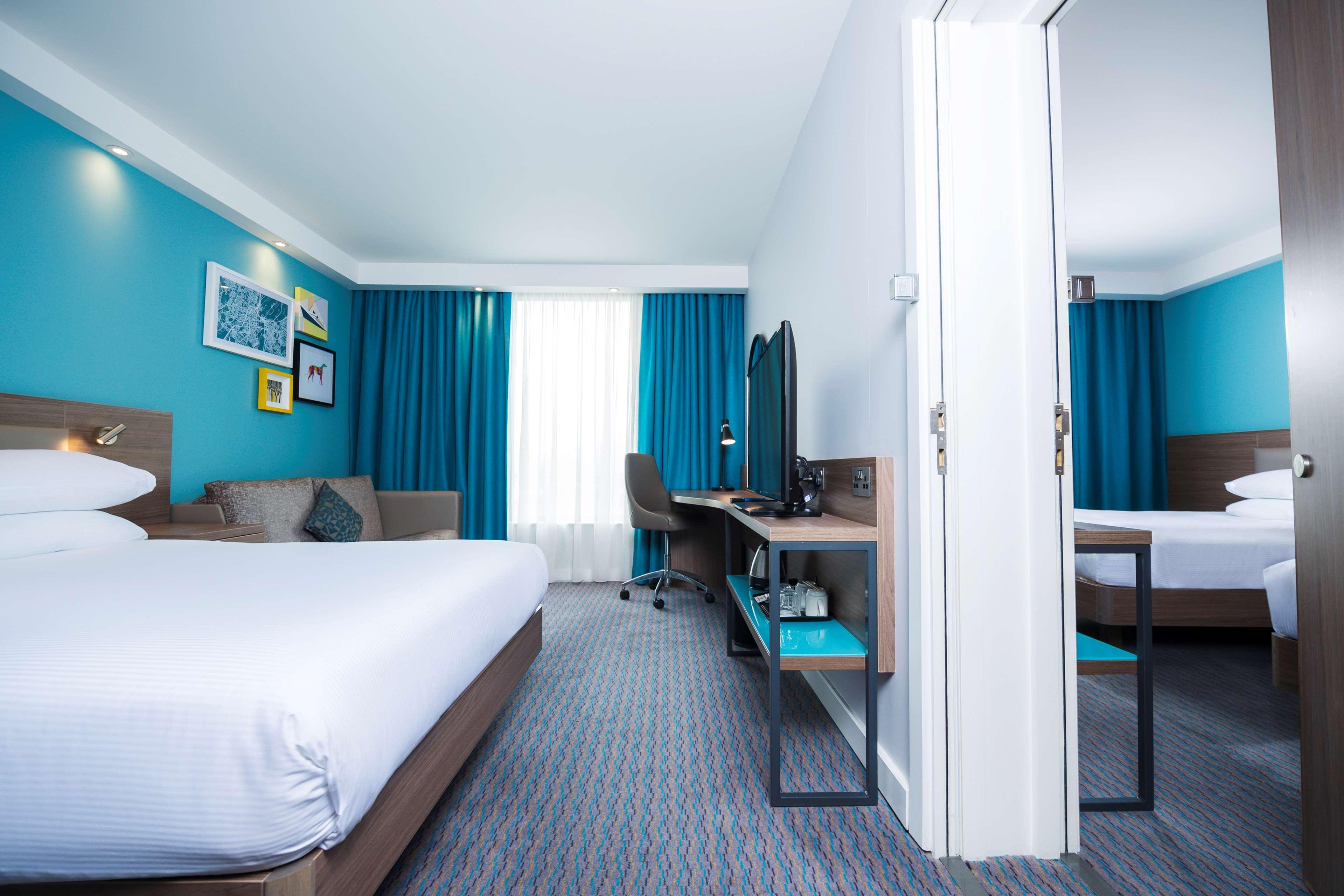 Hampton By Hilton Belfast City Centre Екстериор снимка