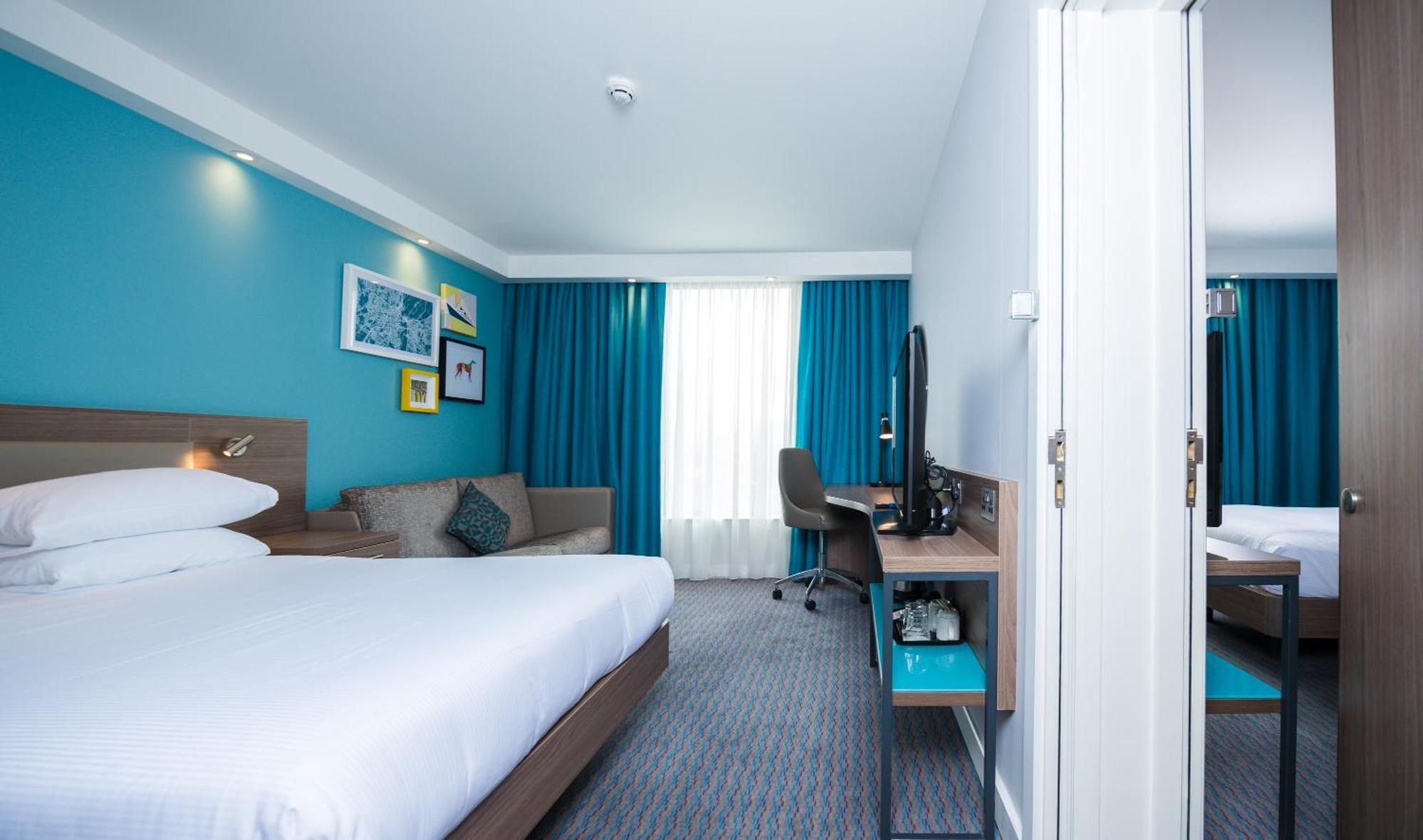 Hampton By Hilton Belfast City Centre Екстериор снимка