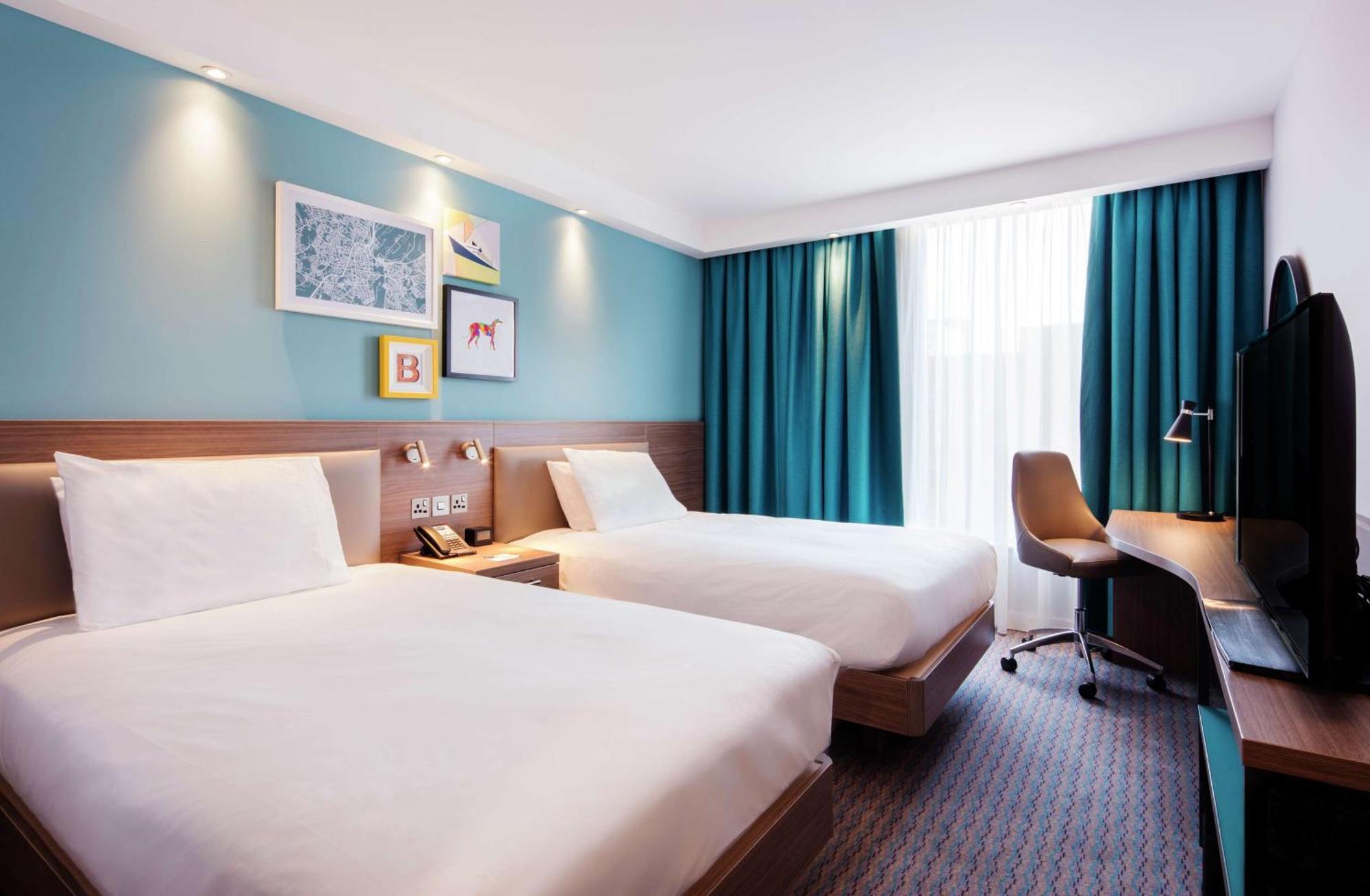 Hampton By Hilton Belfast City Centre Екстериор снимка