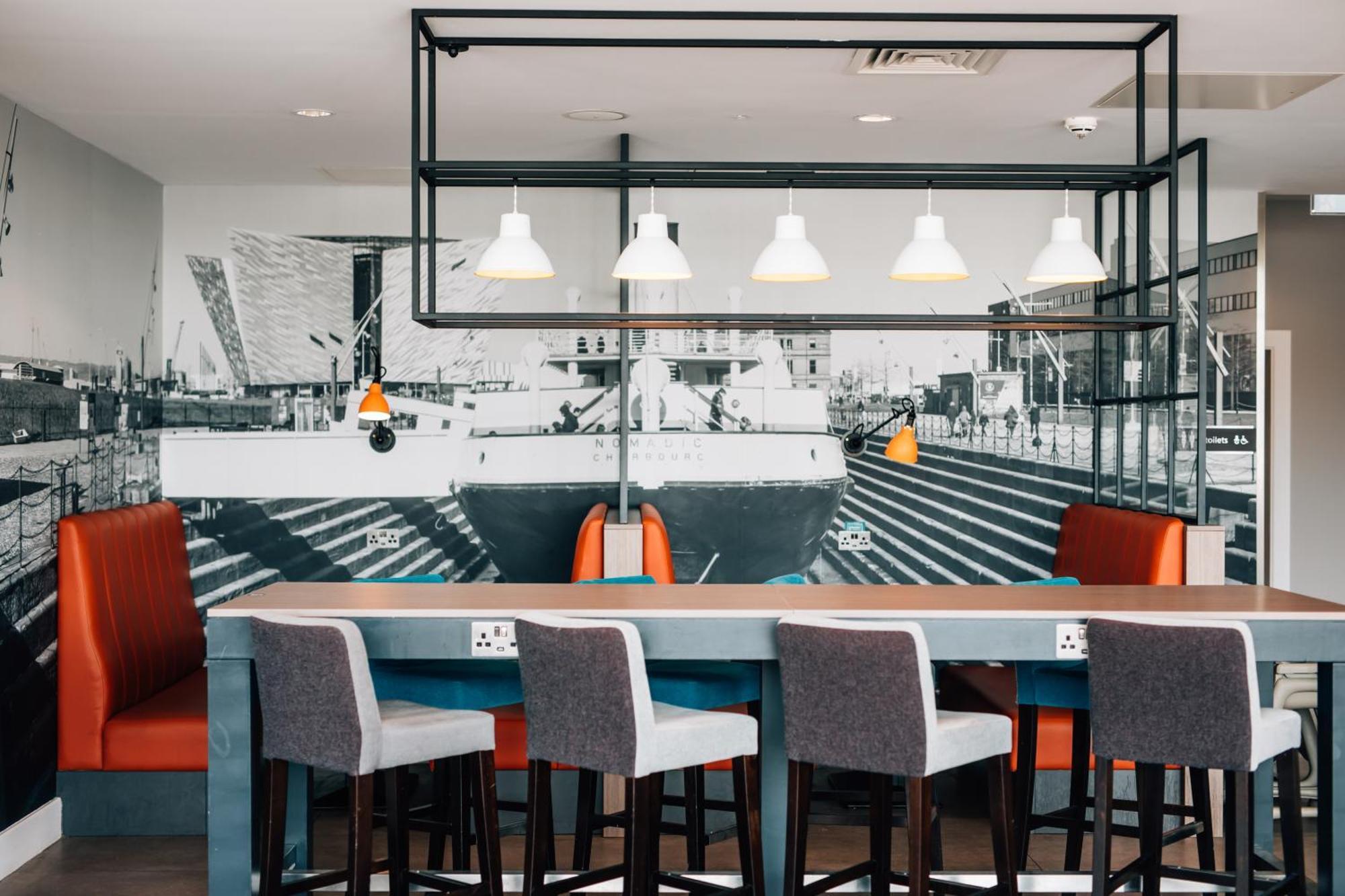 Hampton By Hilton Belfast City Centre Екстериор снимка